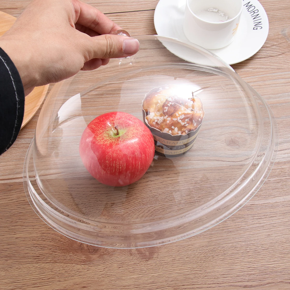

1Pc Acrylic Round Food Cover Food Tent Food Insulation Lid for Home Bread Dessert Dish Transparent (8-inch 21cm Random H