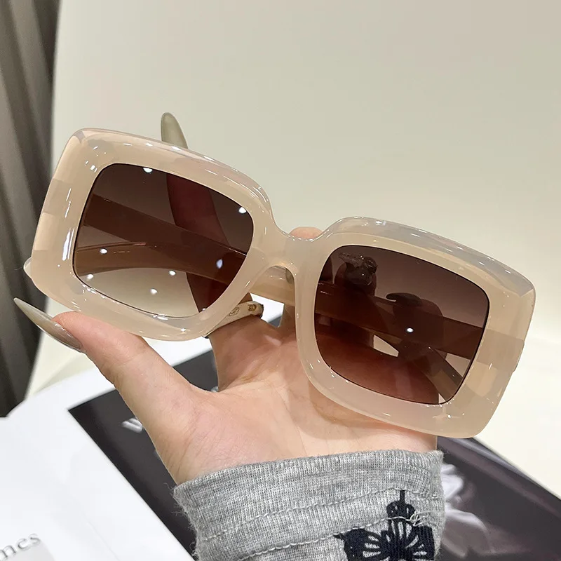 

Women Retro Square Gradient Candy Color Sunglasses UV400 Ins Fashion Big Face Slim Trendy Shades