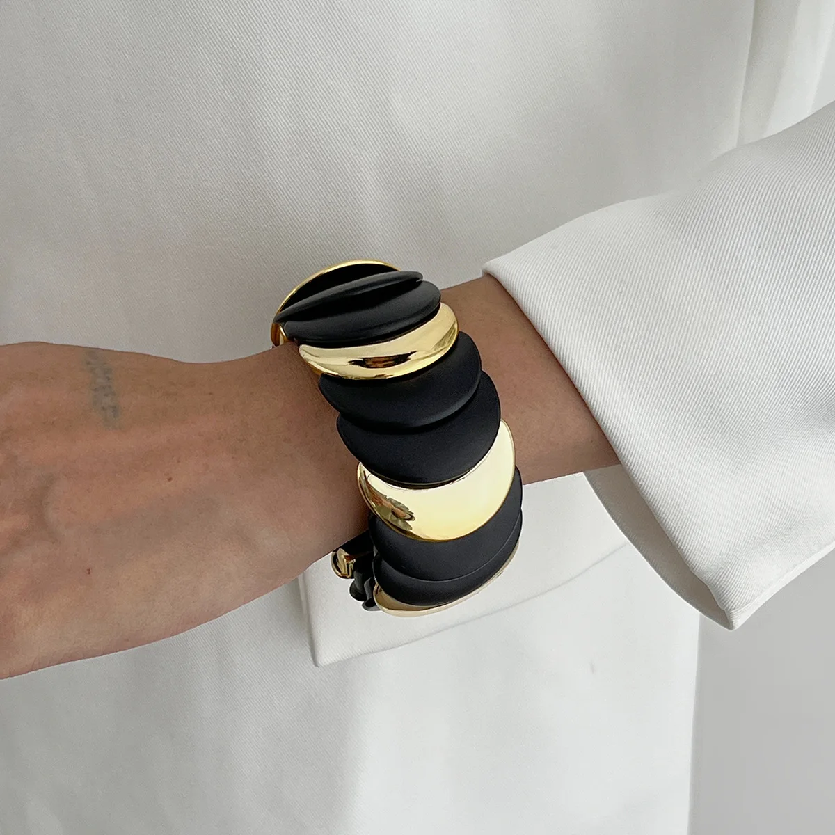 3 نمط مبالغ فيه عدم انتظام سميكة الاكريليك أساور الشرير ريترو بوهو الربط مطاطا حبل الراتنج أساور مجوهرات للنساء