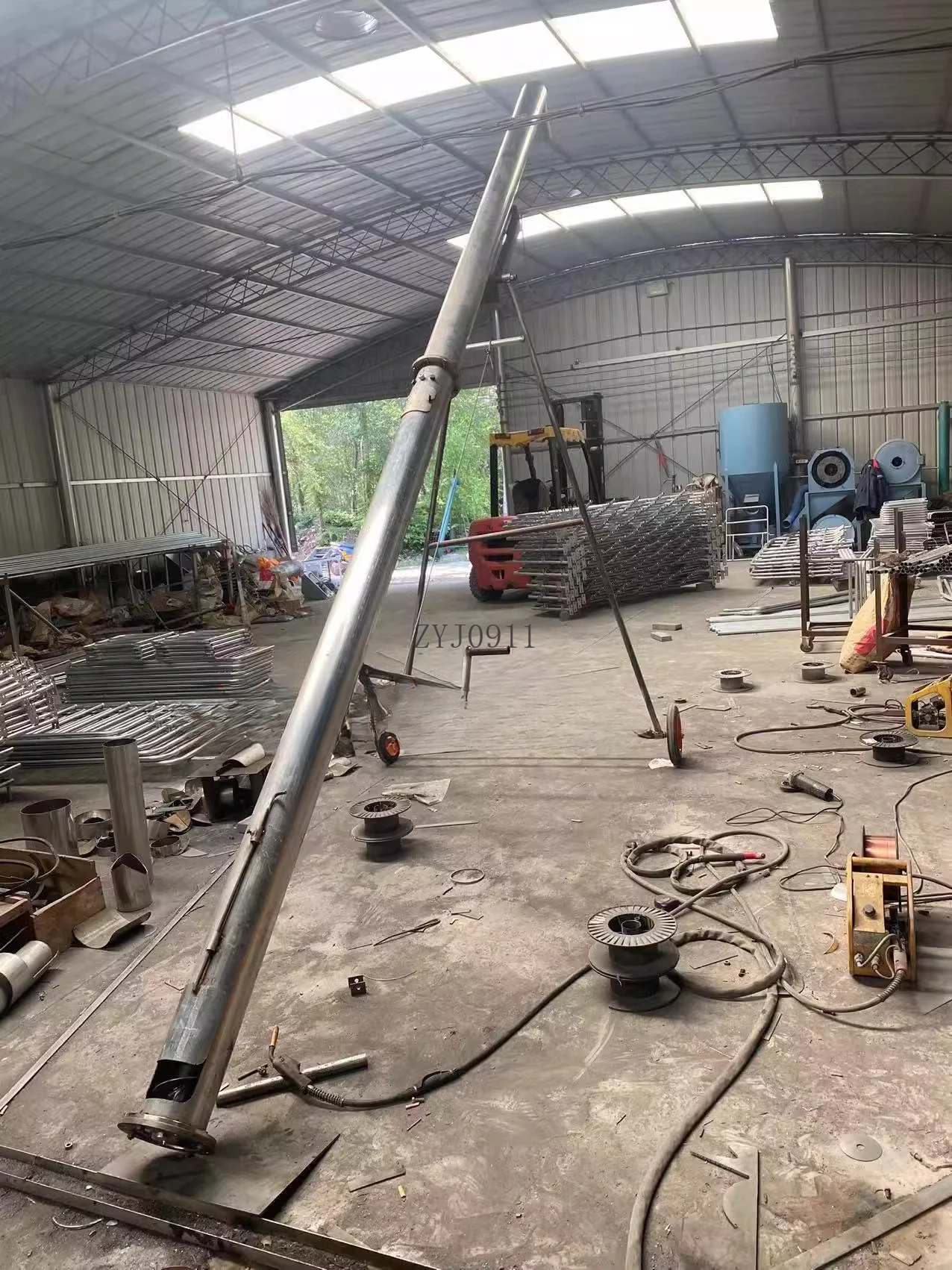 Dragon pellet conveyor Screw elevator Feed feeding and grain suction machine