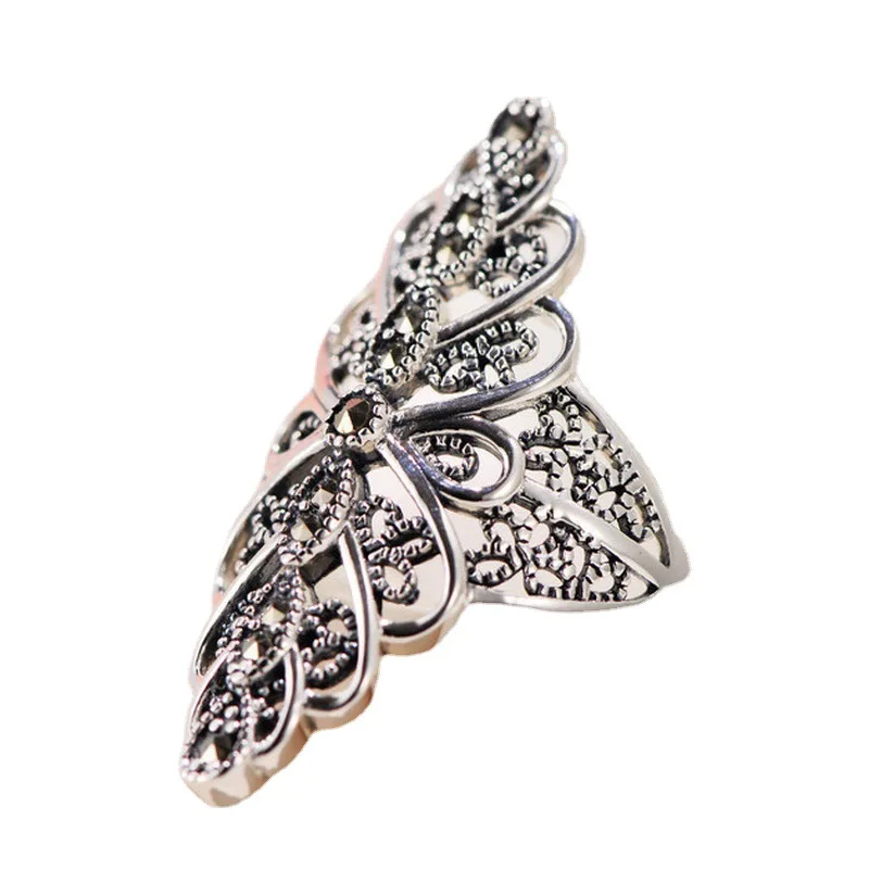 2023 New Retro and Fashionable Palace Style Hollowed Out Petal Women\'s Ring Jewelry