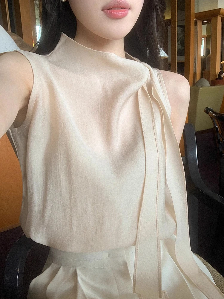 

Новый летний женский тонкий шифоновый топ с высоким воротником и дизайнерским вырезом, для офиса, из легкого материала