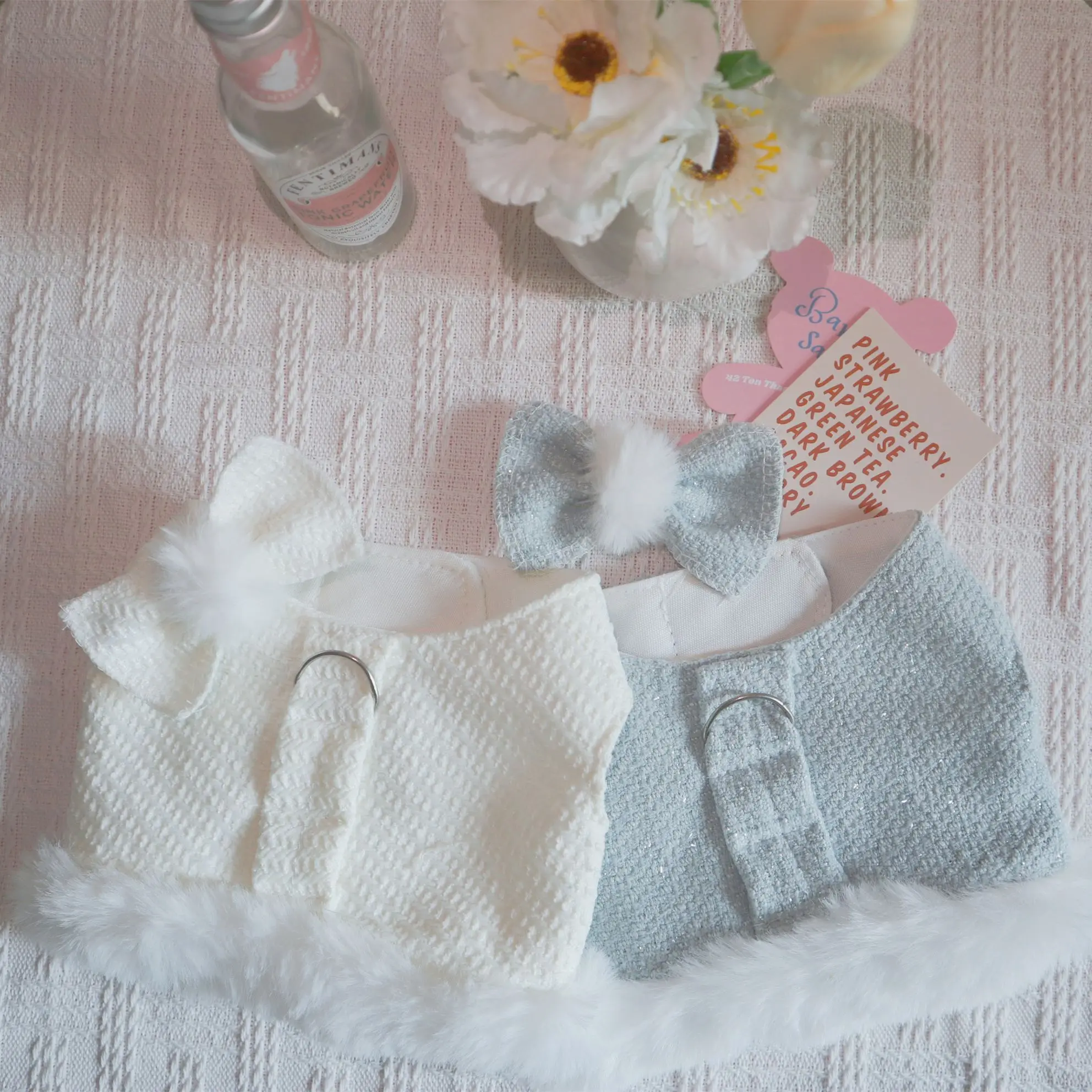Dog Clothes Cute Plush Bow Traction Vest Autumn and Winter Woolen Chest Strap White Noblewoman Fur Edge Strap Traction Rope