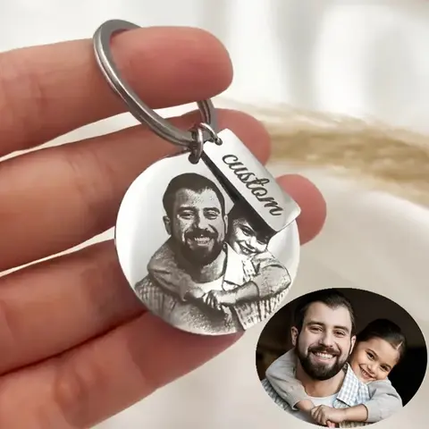 Custom Photo Keychain Engraved Stainless Steel Portrait Key Custom Photo KeyRing Round-Shaped Personalized Keychain for Family