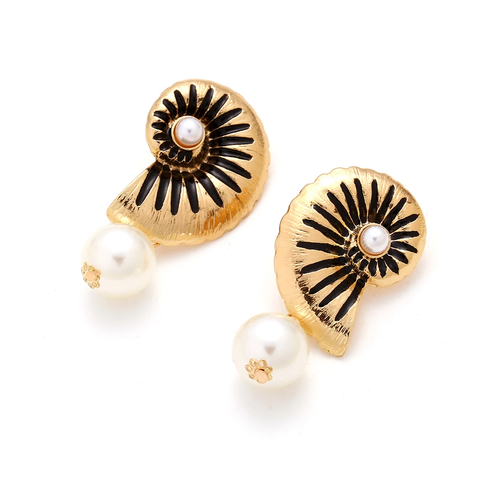 Exaggerated Metal Drip Oil Encrusted Faux Pearl Conch Fashion Beach Sea Animal Earrings