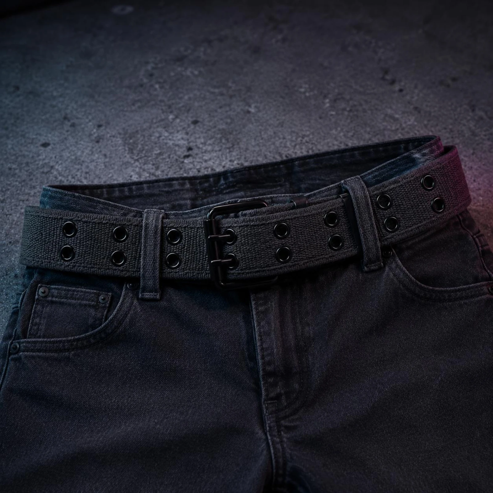 

Woven Canvas Belt Metal Eyelets Canvas Waist Belt Wearing Accessory Textured Reinforced for Workwear