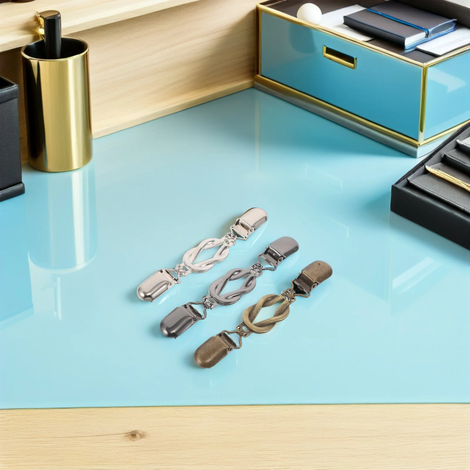 

6pcs Vintage Cardigan Clips For Women Retro Shawl Clasp Metal Alloy Brooch Dress Cinch Clip Clothing Fastener Waist Holder