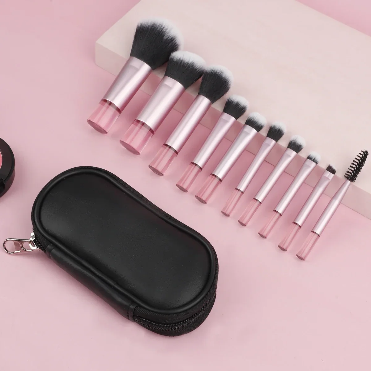 New 10Pcs Mini RT Makeup Brush Set Powder Eyeshadow Foundation Blush Blending Concealer Brush Professional Beauty Travel Makeup