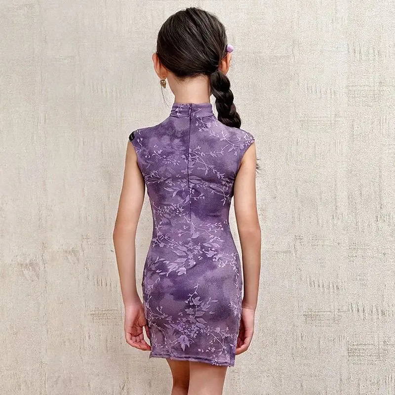 

New fashionable and elegant Latin dance outfit for girls. Ancient-style purple printed fitted cheongsam practice set.