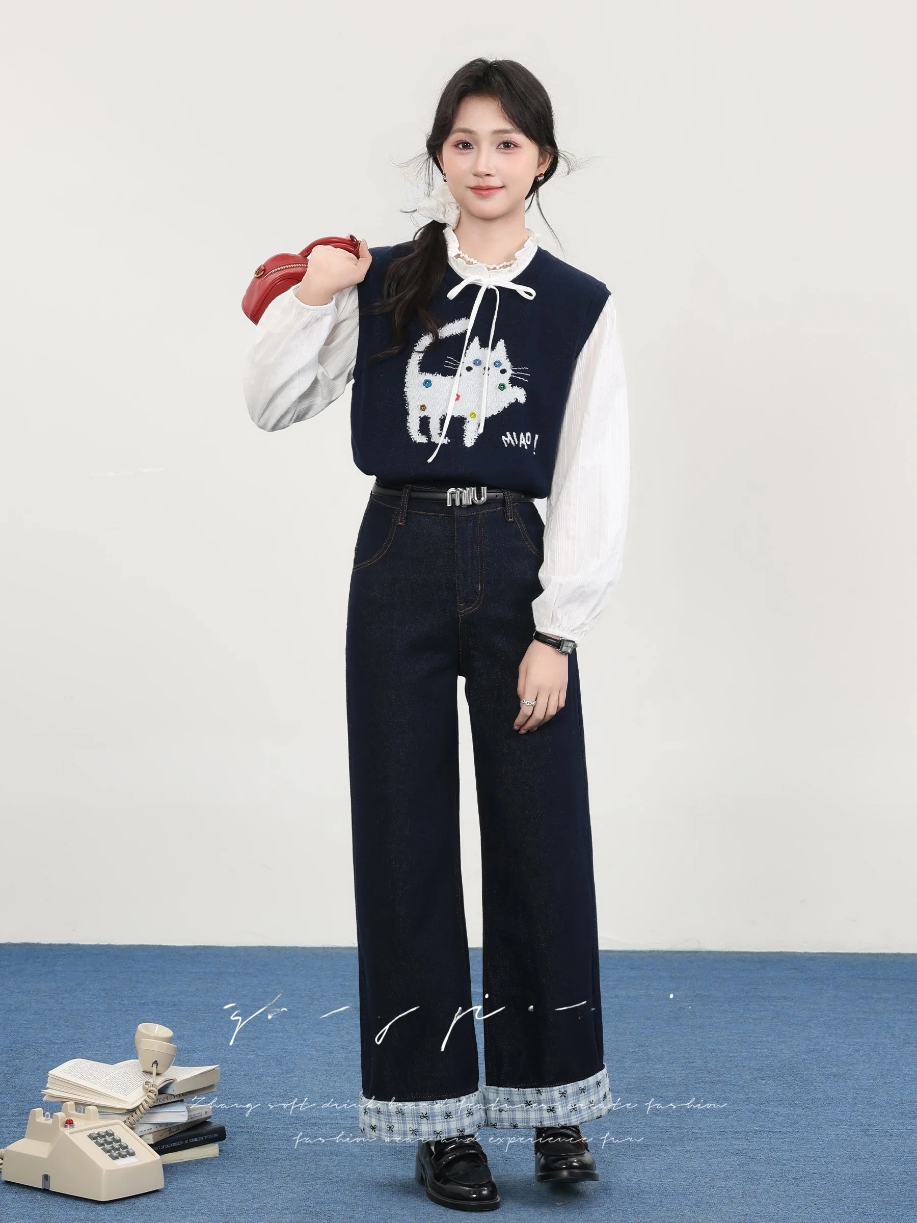 

Blue Embroidered Vest irt Women's Faionable Two-Piece Set Belted Autumn New Arrival Commute Sle round Ne No Button