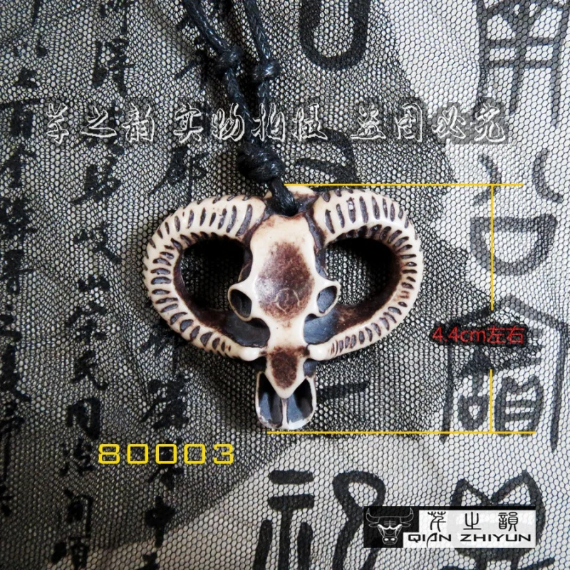 Men's Necklace Imitation Yak Bone Carving WA Cattle Head Horn Hanging Piece Pendant Tourism Commemorative Ornament Factory Whole