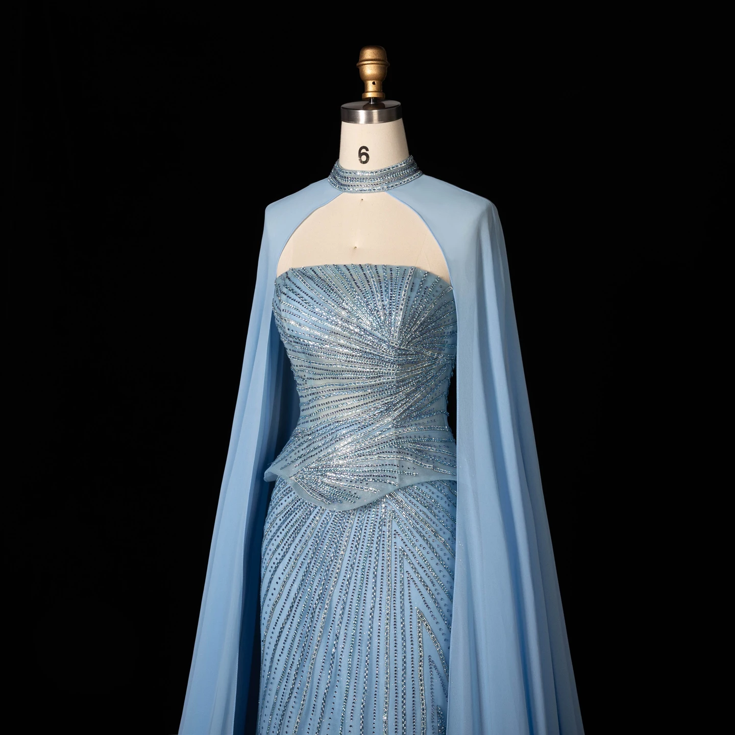 Sharon Said Luxuriöses lila Abendkleid, trägerlos, mit Kristallperlen, langer Chiffonumhang, Meerjungfrauen-Schnitt, formelles Abendkleid für besondere Anlässe, SS112 Custo – Detail 18