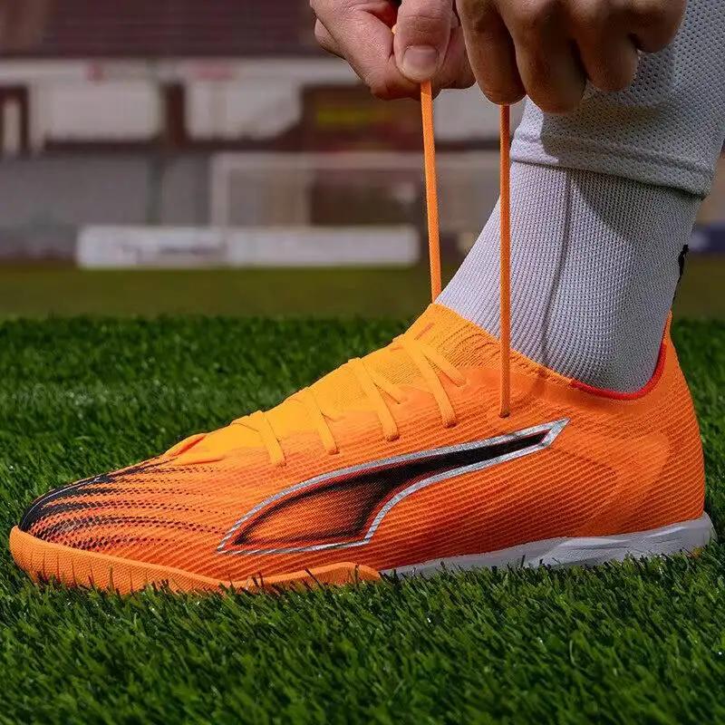 

2026 new PUMA Mens One Piece Tongue TT Soccer Cleats 108522-03 EVA Midsole Rubber Outsole Football Shoes