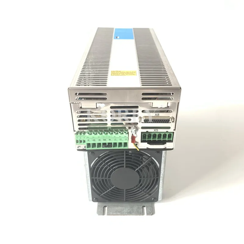 محرك سيرفو SDD310-2 بحالة جيدة