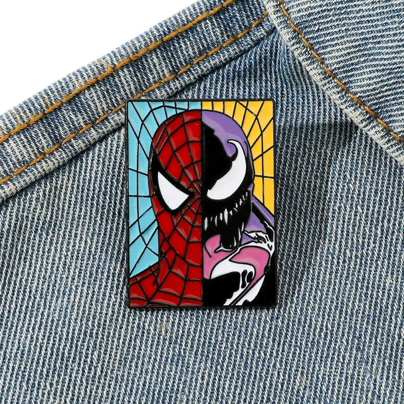 4 centimetri Anime Marvel Simpatico Cartone Animato Personalità Creativa Spider Man Distintivo In Metallo Double-sided Venom Lega di Gocciolamento di Olio Spilla Accessorio Pin