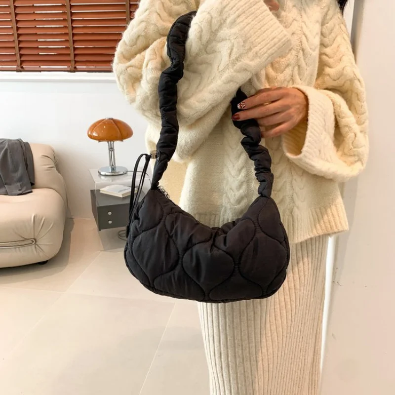 

Stylish Women Messenger Bag Crossbody Versatile Leather Shoulder Handbags Popular Classic Elegant Luxury Brand Accessory