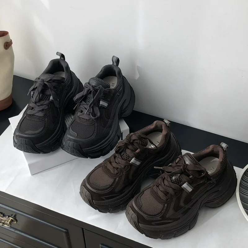 أحذية رياضية نسائية على الموضة، أحذية شبكية برباط بني عتيق، أحذية كاجوال لزيادة الارتفاع، أحذية جري خفيفة الوزن ومريحة #1