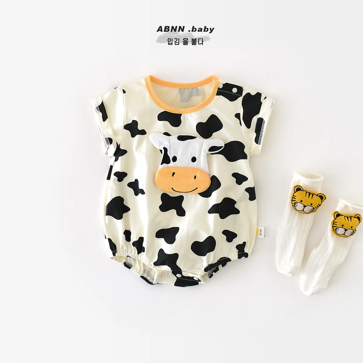 Baby summer outfit with buttocks thin newborn cartoon cow print male baby jumpsuit super cute full moon hoodie