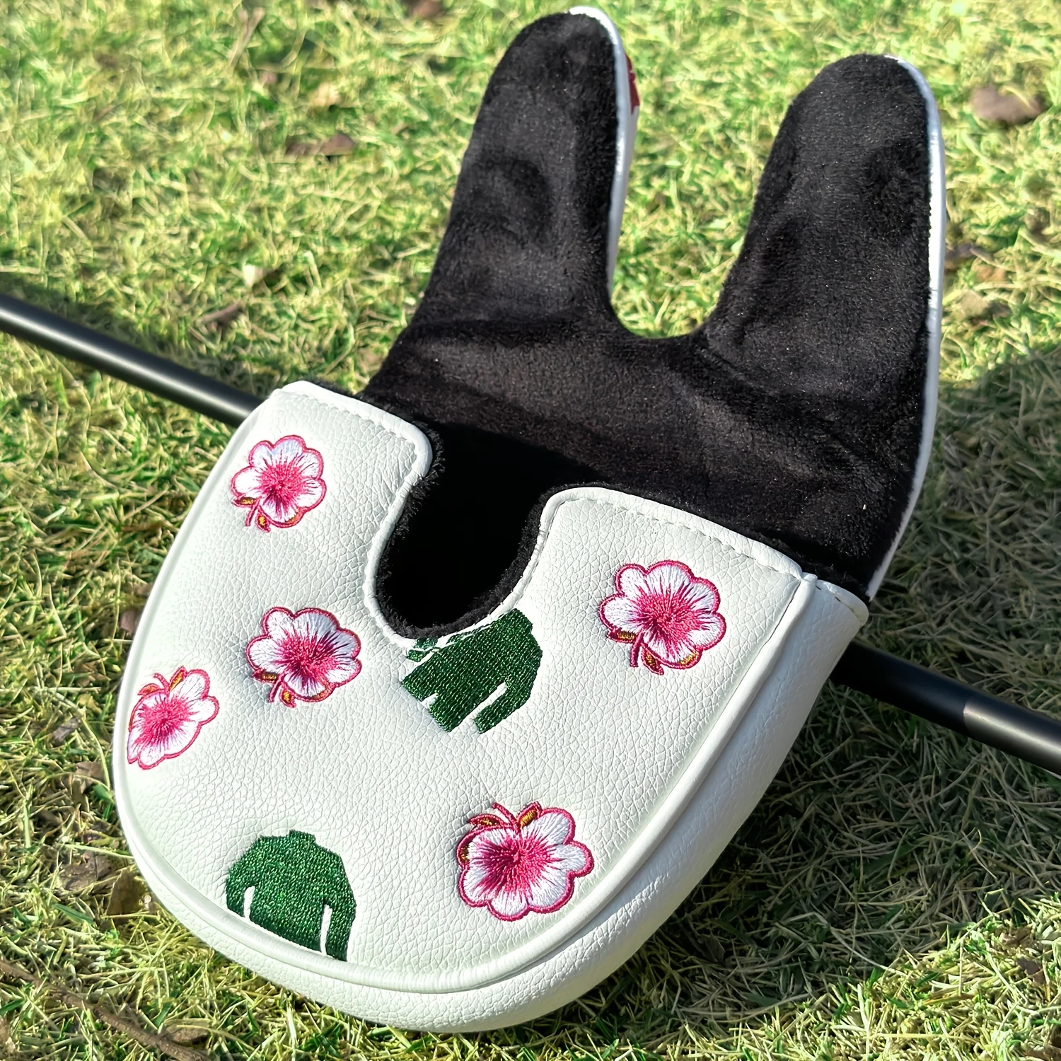 The Elderly Person Design Style of the Golf Club HeadCover, Golf Putter HeadCover-Advanced Embroidery, Suitable for Most Clubs - view 5