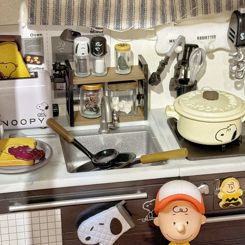 Genuine Re-Ment Snoopy'S Black And White Kitchen Cooking Utensils Oven Blind Box Miniature Scene Collectible Model Ornaments Toy view 3