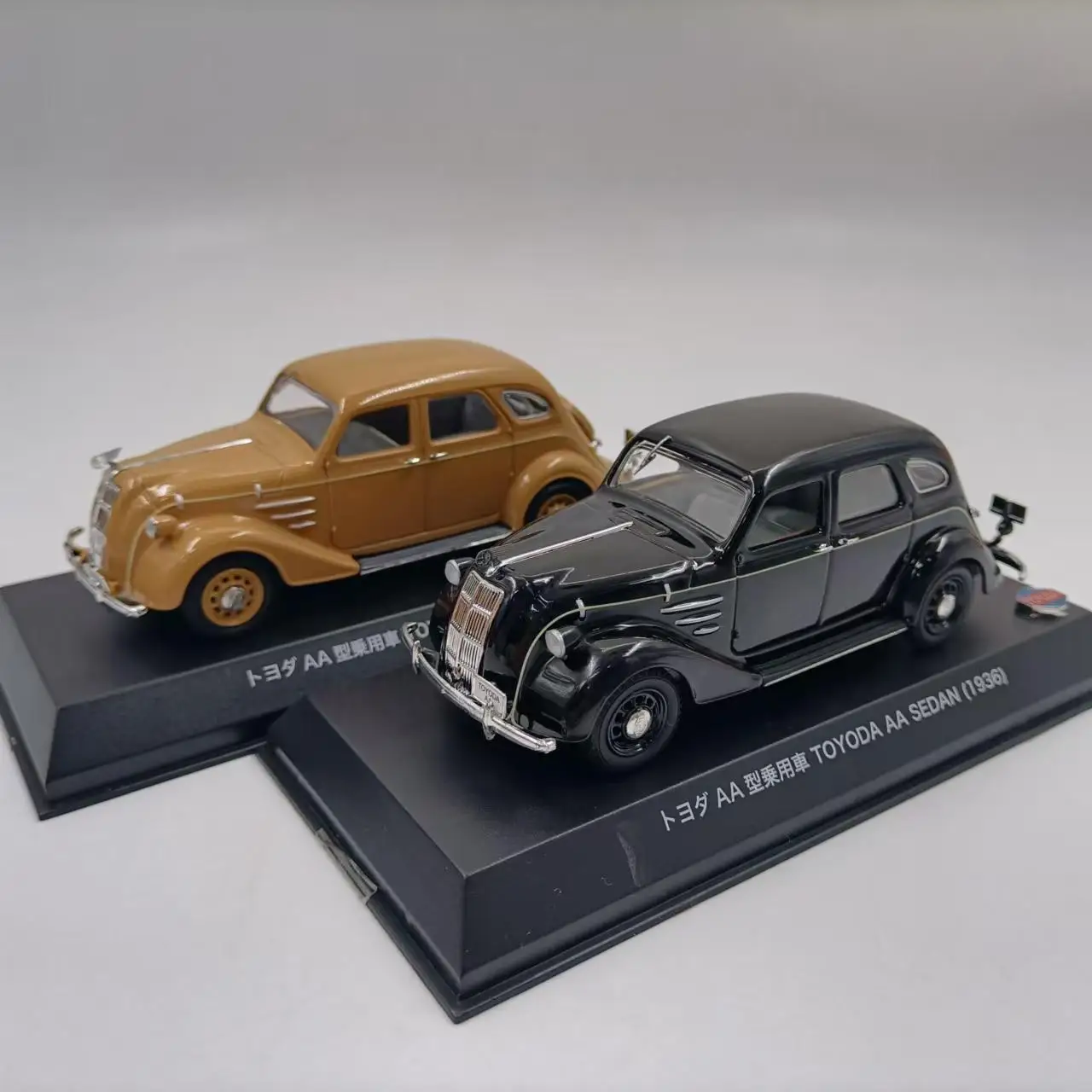 

Литой под давлением масштаб 1:43 Toyota AA SEDAN 1936 винтажный автомобиль из сплава модель автомобиля Коллекционная игрушка в подарок сувенир дисплей орнамент