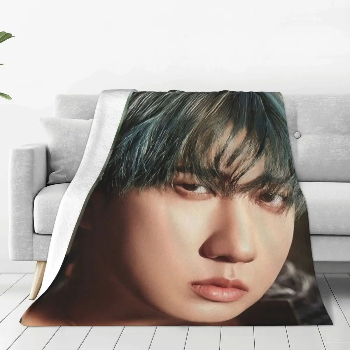 Fluffy Baby Blanket Kpop Seo ChangBin Sofa Camp Nap Bedspread Cozy Flannel Blanket Bedroom Decor