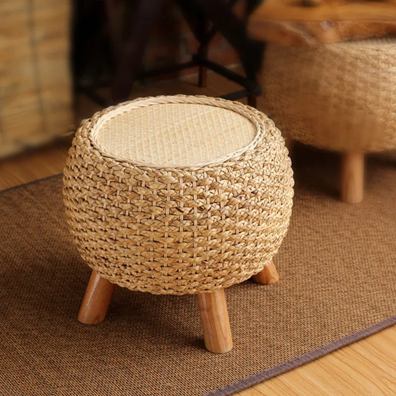 

Minimalist Modern Footstool Woven Plant Vine Shoe Bench Versatile Low Seat for Living Room Hallway Ottoman Footrest