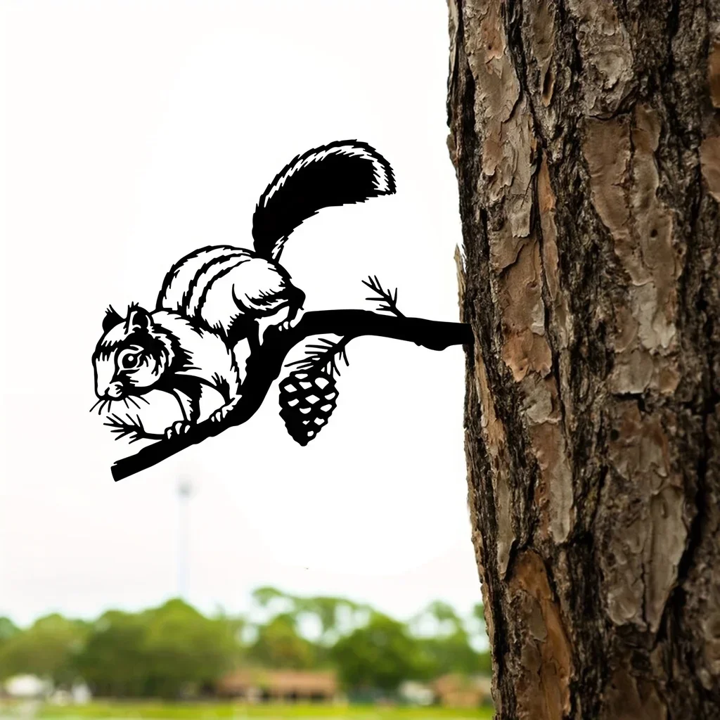 Metal Contour Chipmunk Silhouette Garden Stake, Metal Yard Art, Garden Tree Decorations Backyard Garden Patio Outdoor Decoration