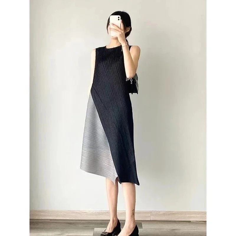 Miyake Pleated Dress Mid-length Fake Two-way Stitching Design Casual Loose Self-Cultivation Skirt Black and Gray 2021 Summer New