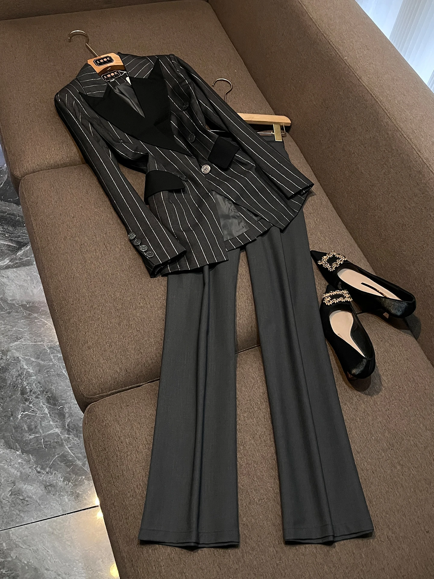 

Spring 2026 Women's Slim Fit Striped Suit Set Commute Professional High End Feeling Workplace Fashion Two Piece Set P294