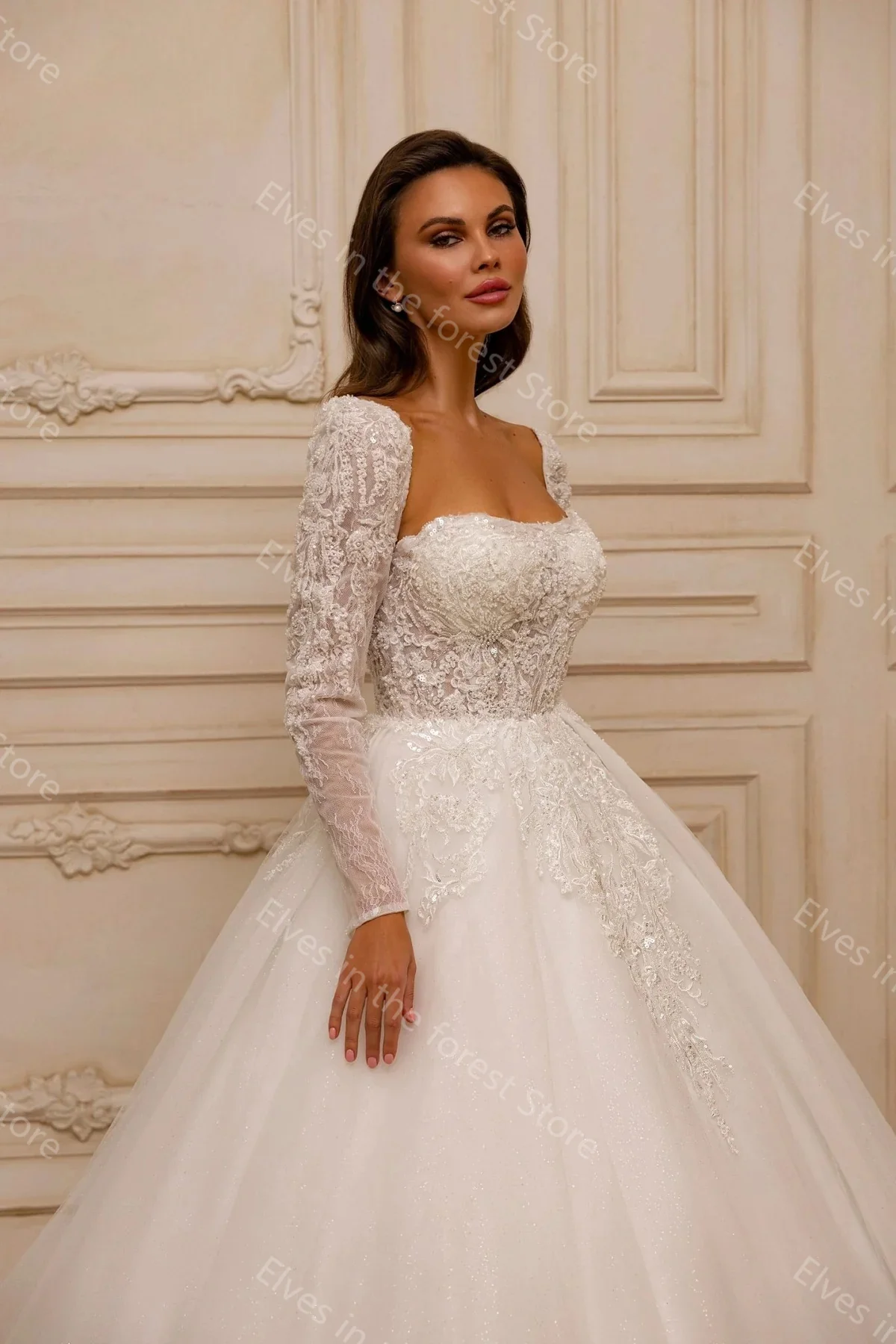 Charming White Wedding Dresses Luxury Beads Lace Appliques Bridal Gowns Square Neck Long Sleeves Customized Vestidos De Mariee