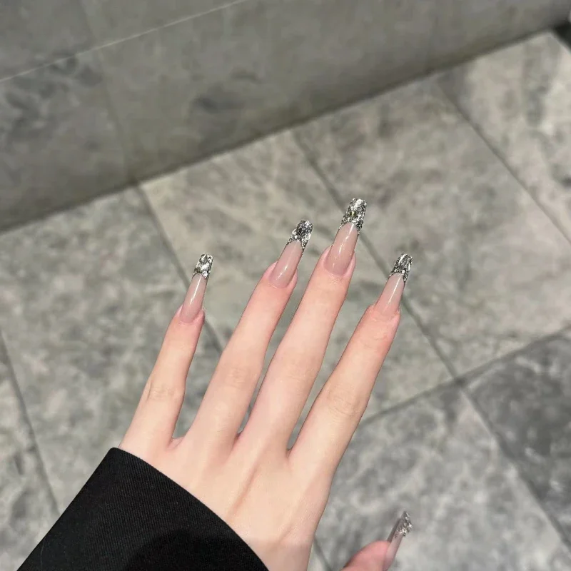 

Nail art [Beauty God Advent] Wearing nail super shows hand length, European and American style shows white temperament