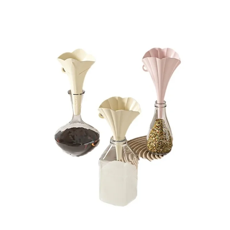 Picture 7: Funnel Household Foldable Kitchen Plastic Size Caliber Refueling Pot for Packaging Filtering Pouring Soy Sauce