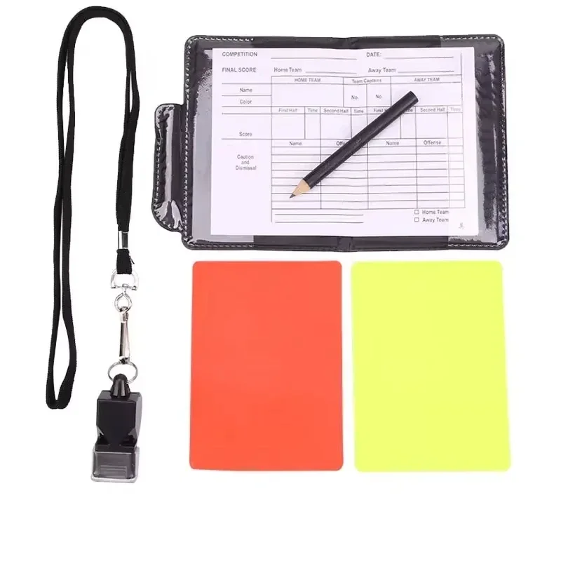 Gli arbitri delle partite di calcio utilizzano set di carte rosse e gialle Attrezzature per arbitro di calcio Custodie in pelle Nastri di carta e fischietti