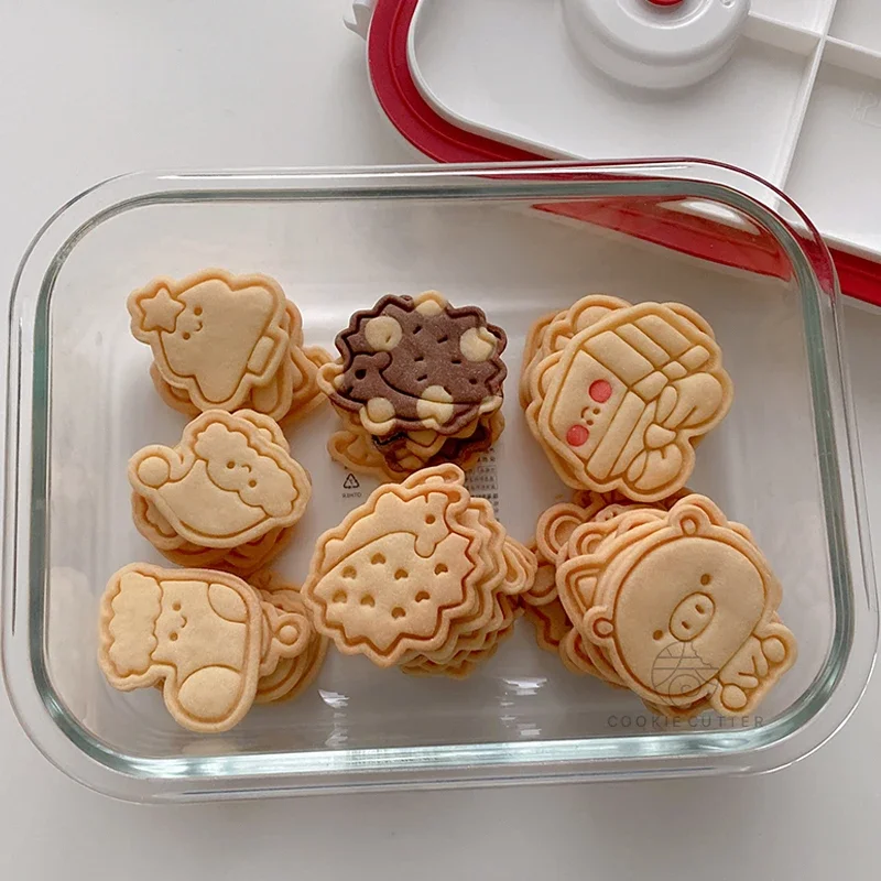 Mini Cute Cartoon Animal Cookie Mould Cat Bear Piggy Tiger Rabbit Puppy Shape Cookie Cutters Baking Fondant Biscuit Embosser
