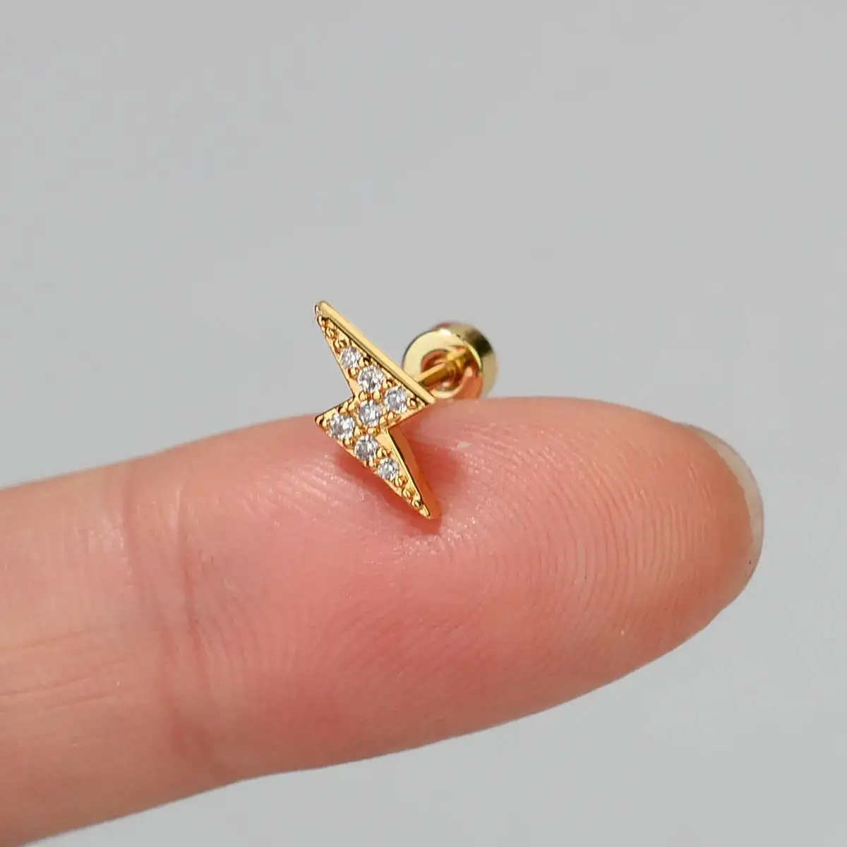 1Piece Stainless Steel Mini CZ Flower Cartilage Flat Back Piercing Stud Earring For Women\'s Helix Tragus Piercing Body Jewelry