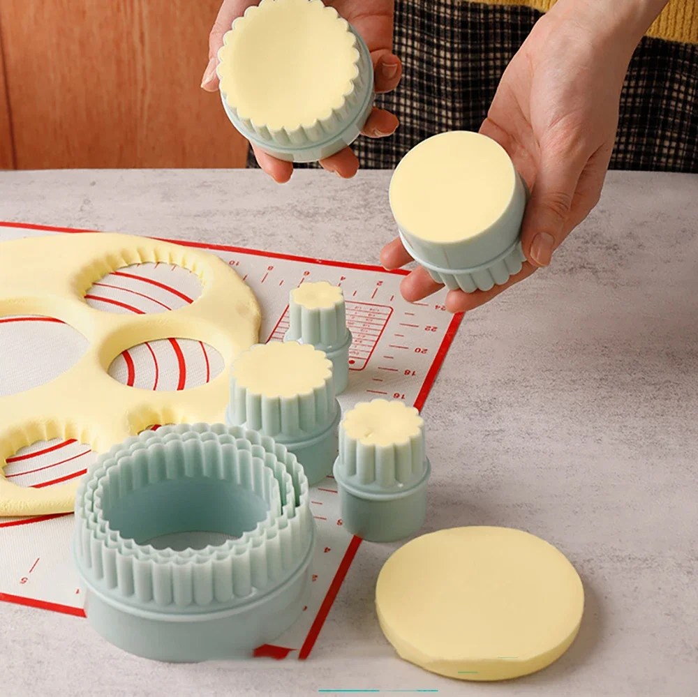 8PCS/Set Round Laciness Cookie Cutter DIY Fondant Dough Baking Cutter Kitchen Non-stick Dumplings Pastry Tools Accessories