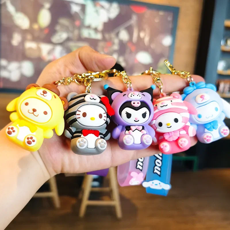 MINISO Sanrio Pochacco Hello Kitty Melody Cinnamoroll Kuromi Animal Cross-dressing Series Keychain Couple Bag Pendant Small Gift