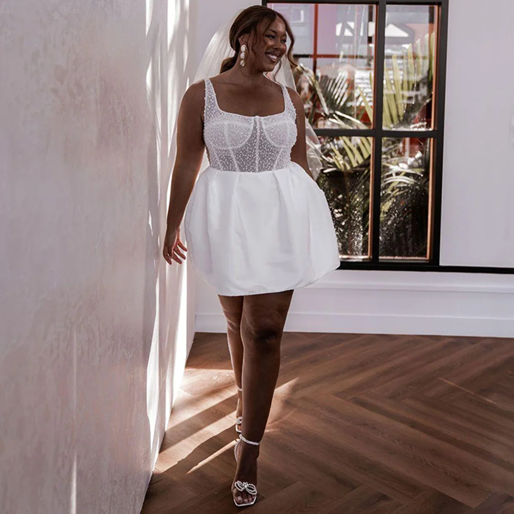 

Plus Size Wedding Dress Short A Line Backless Cut Out Sexy Gowns Mini Tank White Illusion Bridal Dresses with Pockets