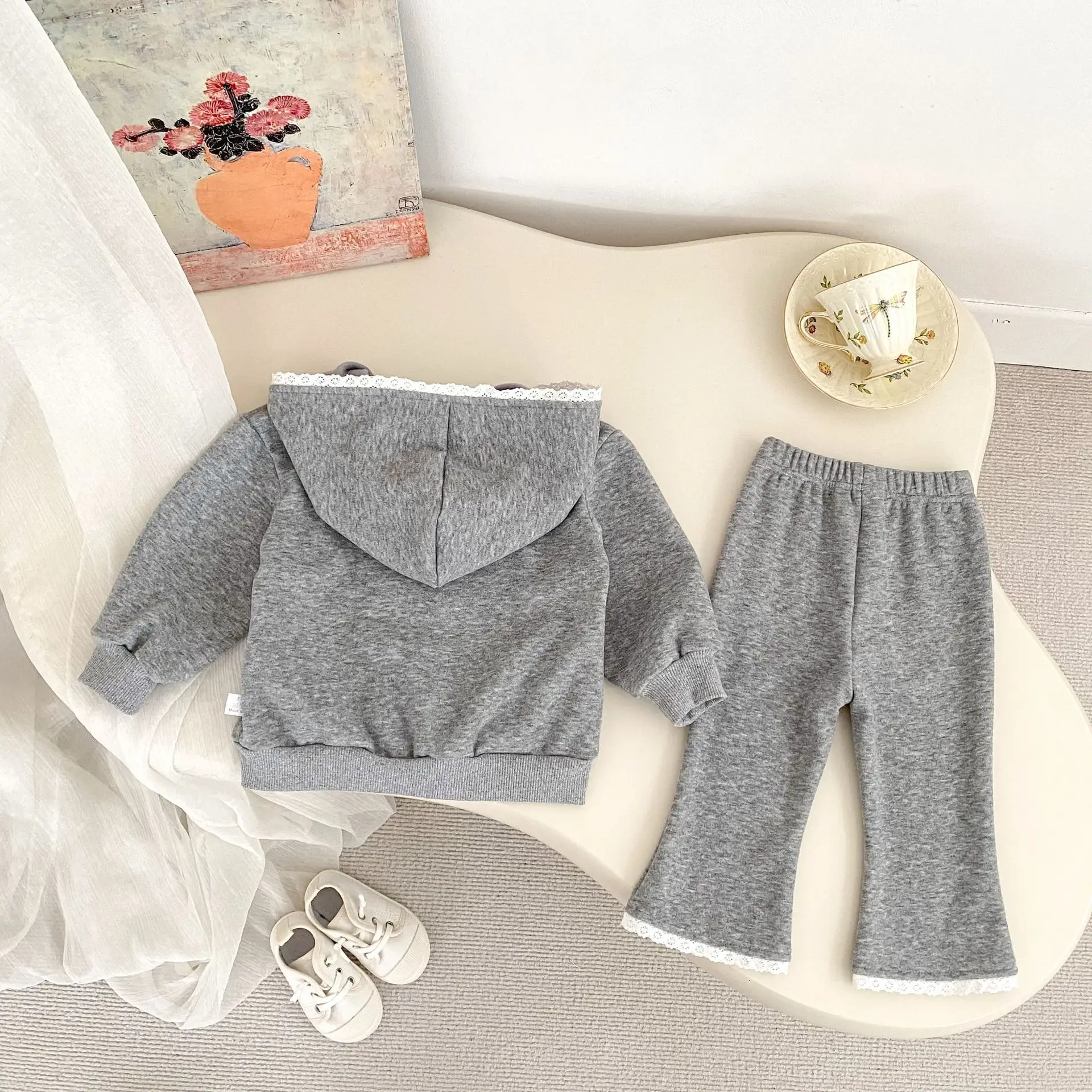 2026 Winter New Children Fleece Clothes Set Plus Velvet Thick Girls Lace Hooded Sweatshirt Coat + Flared Pants Warm 2pcs Suit