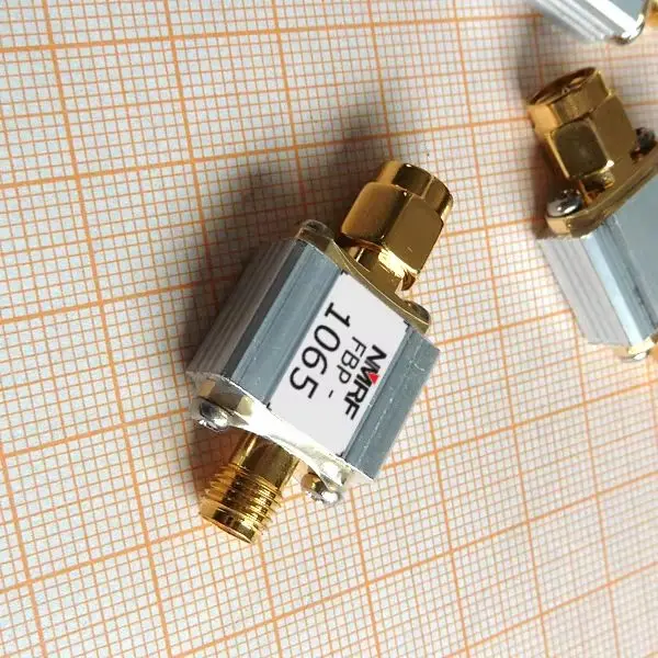 

1065(1050-1090)MHz LTCC Element Bandpass Filter, SMA Interface, Small Volume