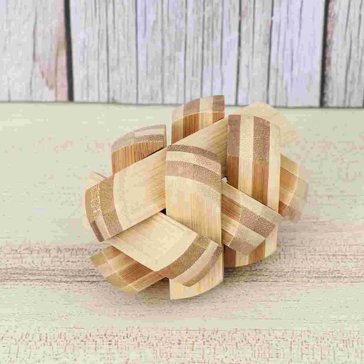 

Creative Bamboo Classic Intellectual Ming Luban Assembling Ball