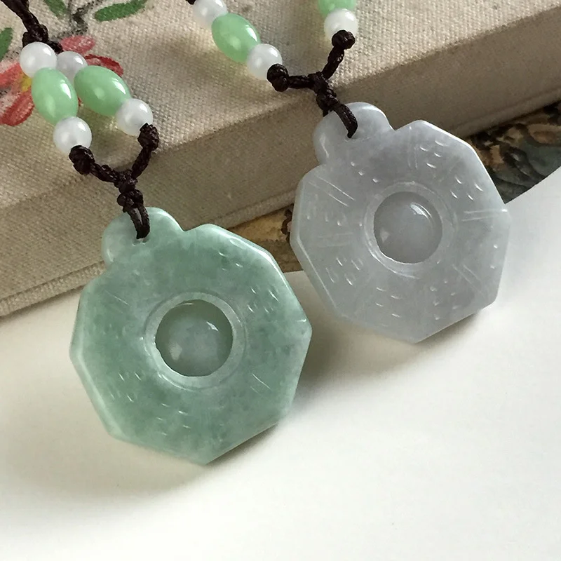 

Hot selling natural hand-carve Jade Emerald gossip ward off evil transport Necklace Pendant fashion jewelry Men Women Luck Gifts