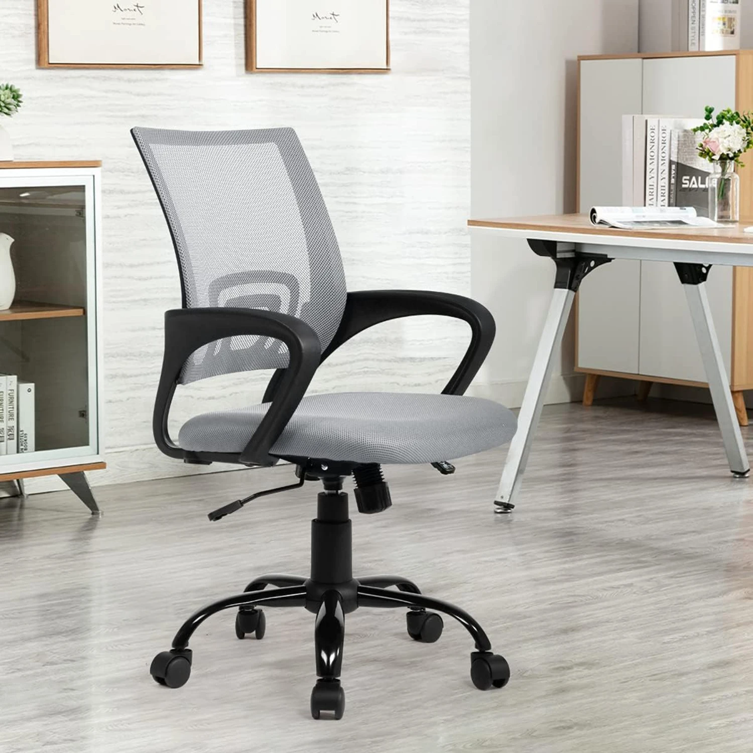 

Ergonomic Office Chair Cheap Desk Chair Mesh Computer Chair Back Support Modern Executive Chair Task Rolling Swivel Chair for Wo