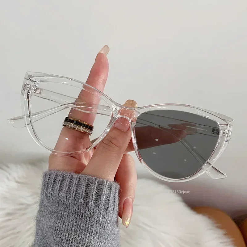 Kacamata Vintage romik Retro Fashion, kacamata hitam UV400 bingkai