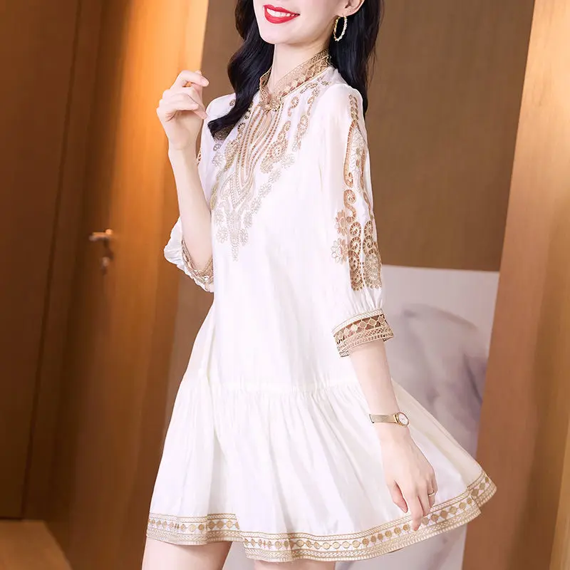 Verão novo oco para fora moda bordado vestido de fadas roupas femininas meia manga solta cor sólida elegante mini vestidos vintage