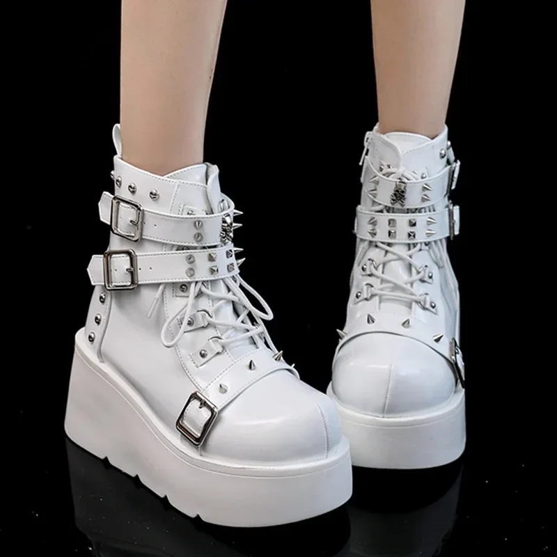 2024 Short Knights Boots For Women Punk Style Thick Sole Shoes With Rivets Spice Girls Y2k Street Wear Belt Buckle Cosplay Cool