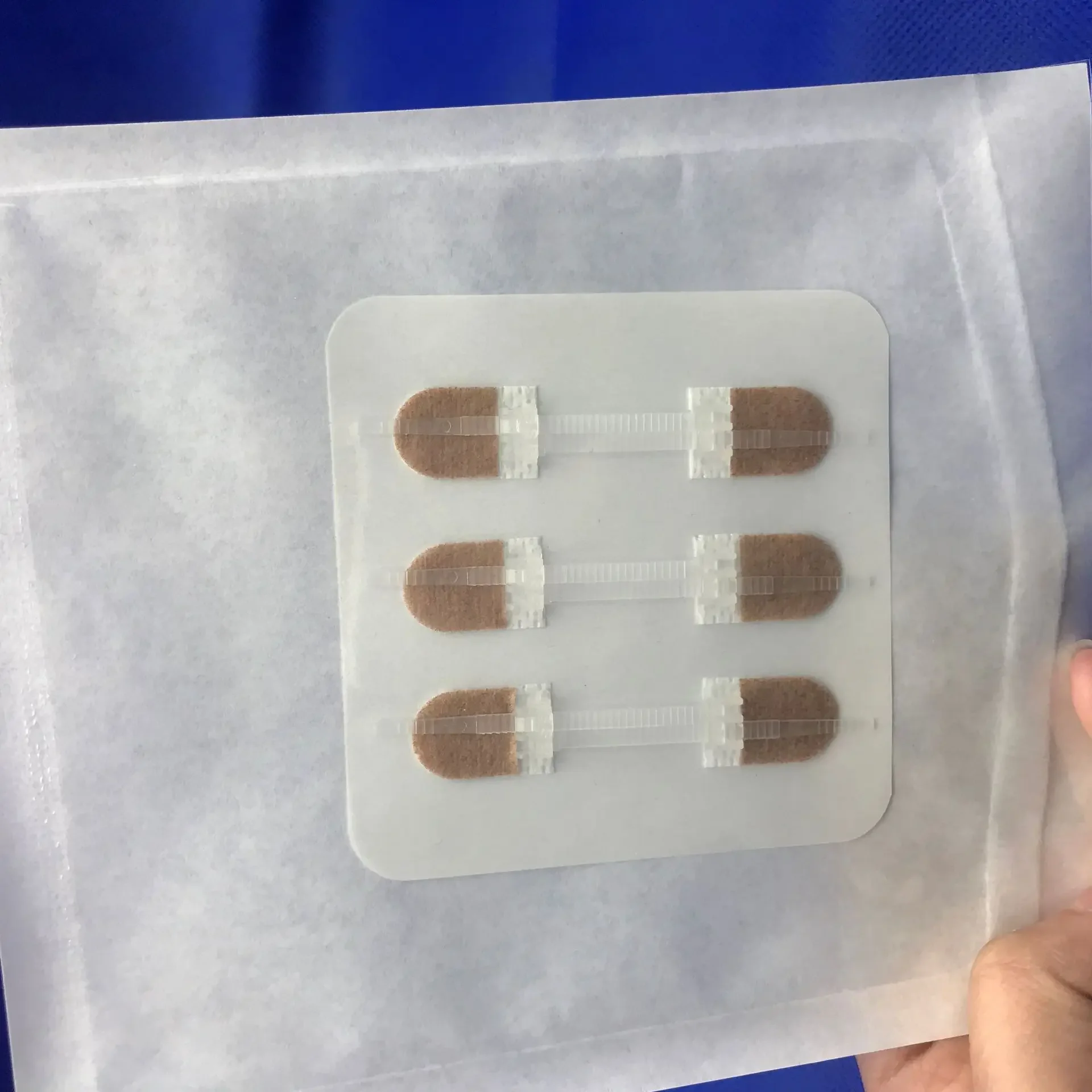 Быстрая доставка Индивидуальная упаковка Steri Strips Нетканое устройство для закрытия ран для производителя ран с меньшими шрамами