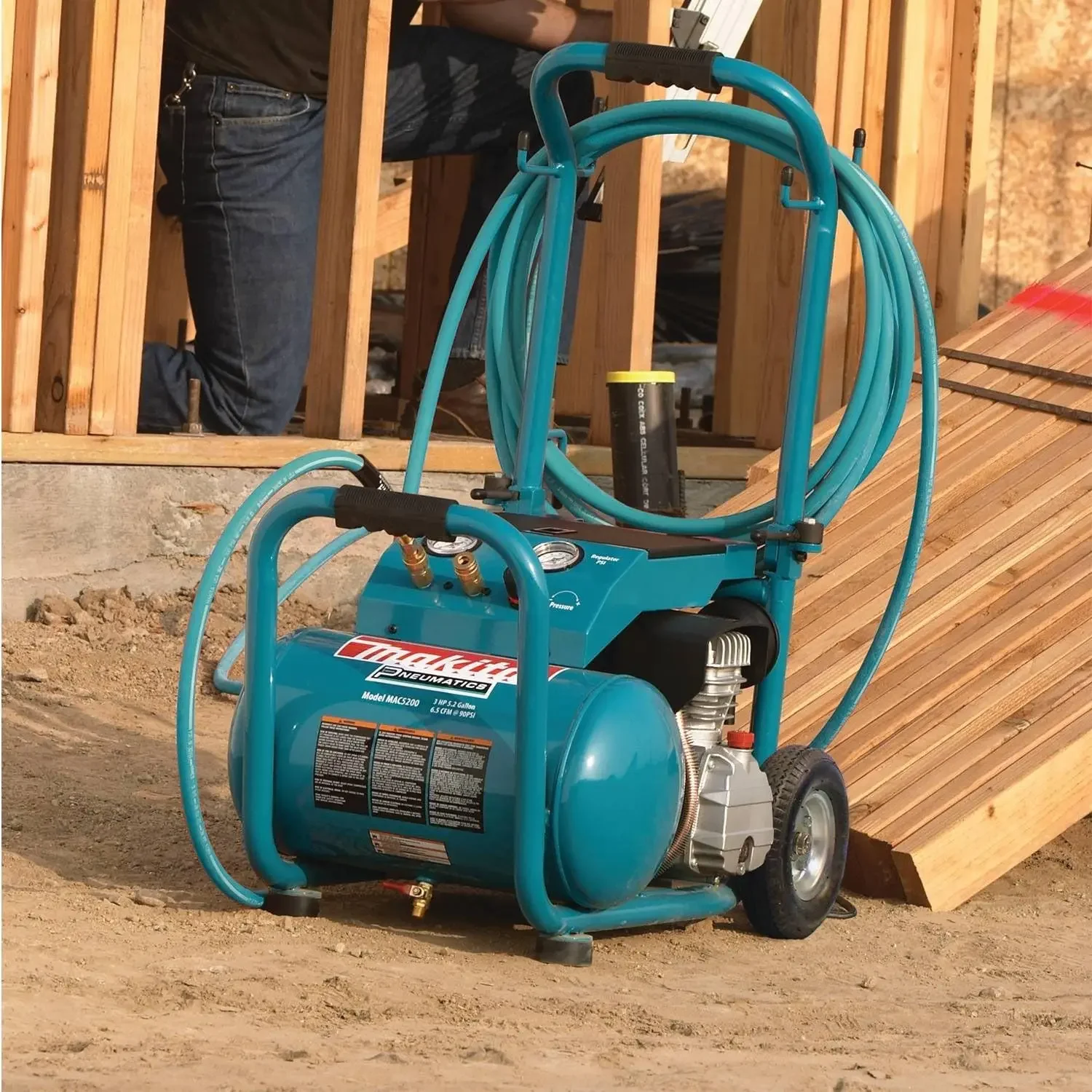 Compresor de aire Makita MAC5200 de 3,0 HP de gran cilindro