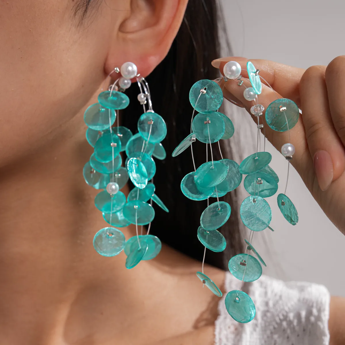 

Turquoise Color Round Shell Piece Tassel Drop Earrings for Women Girls Imitation Pearl Pendant Earring Party Beach Ear Jewelry